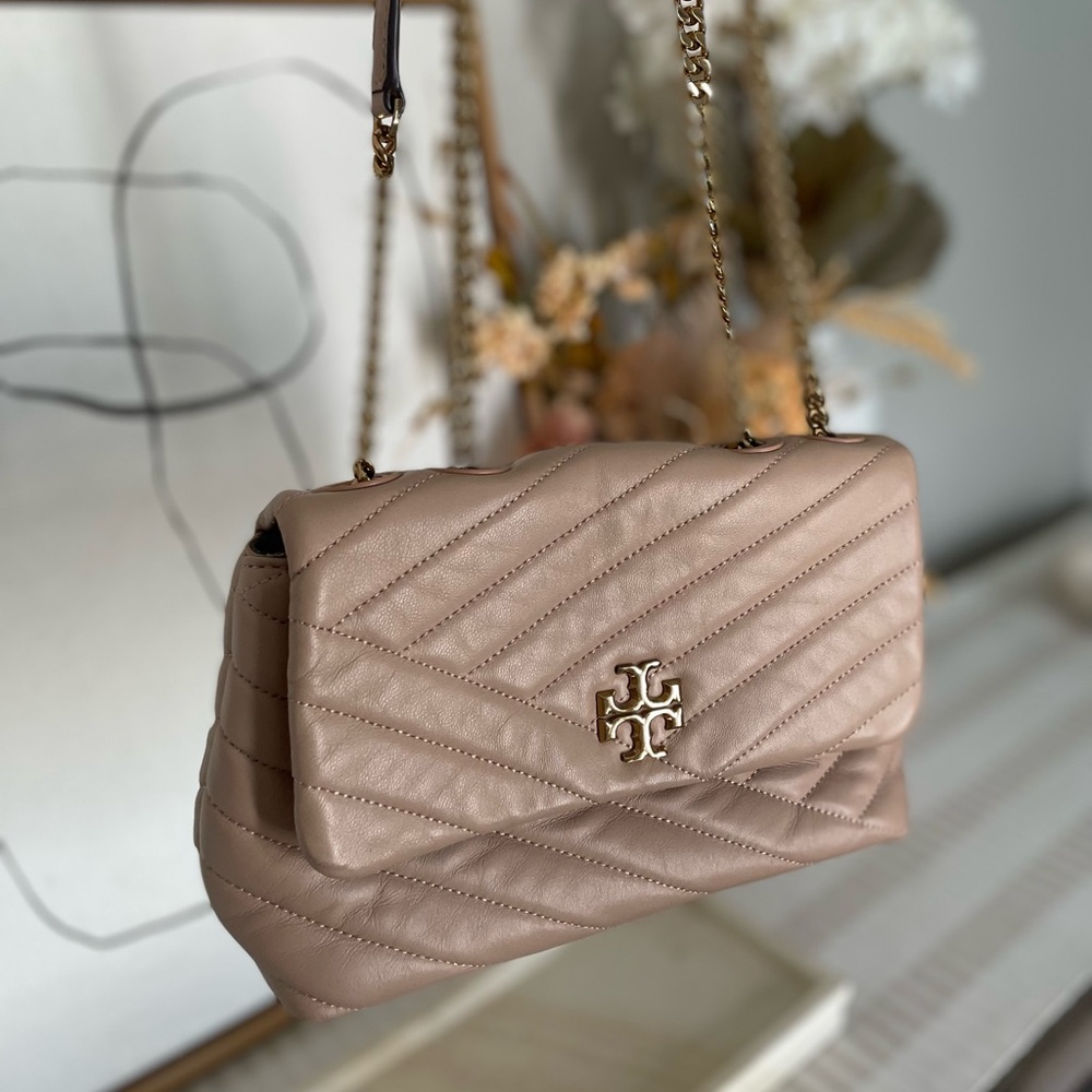TORY BURCH KIRA CHEVRON SMALL CONVERTIBLE SHOULDER BAG
